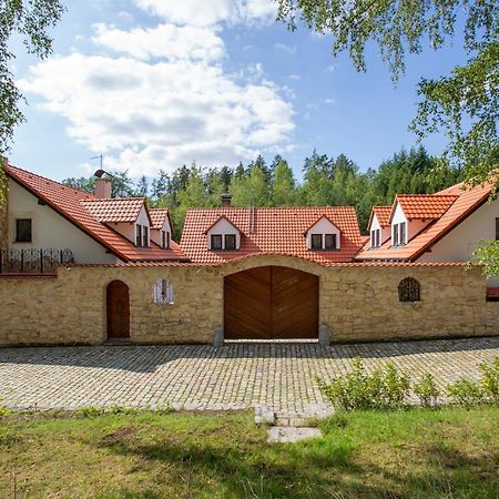 Hajovna Hnevnice Exterior photo